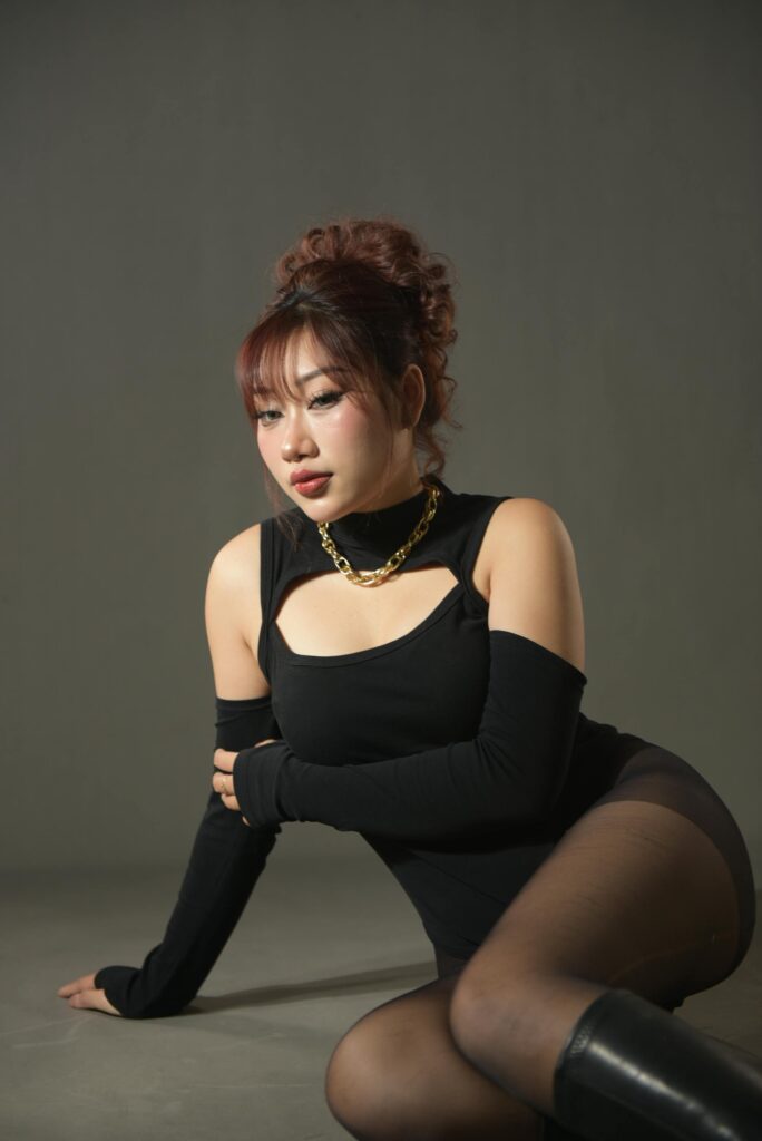 Thermo-regulating smart-knit bodysuit for women 2026