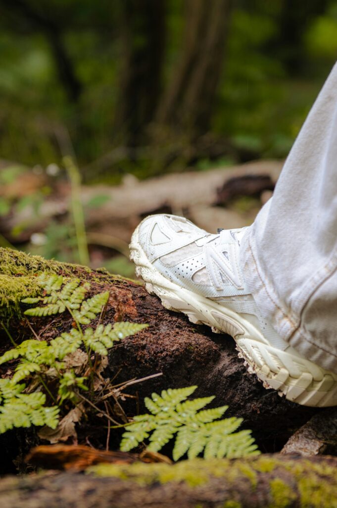 Adaptive-terrain grip outsoles for men's trail sneakers 2026
